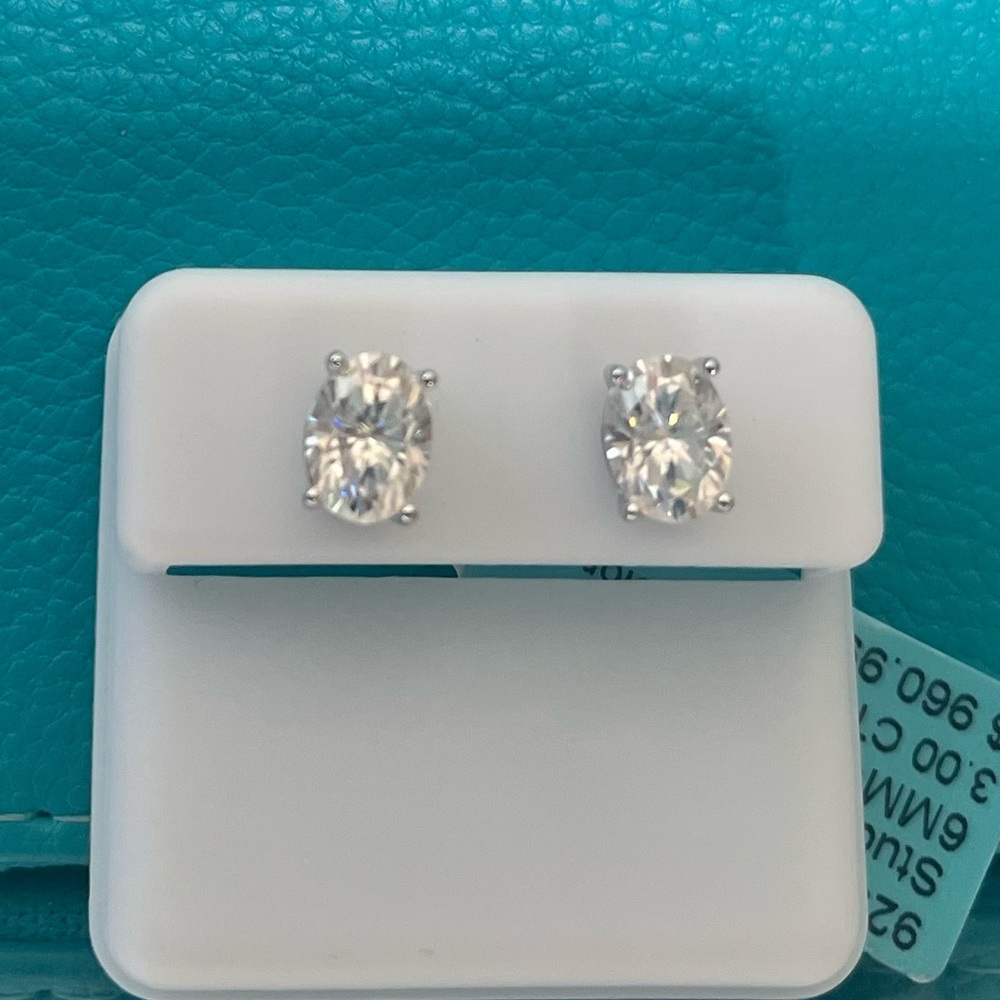 Moissanite stud earings. 925 silver screw backs